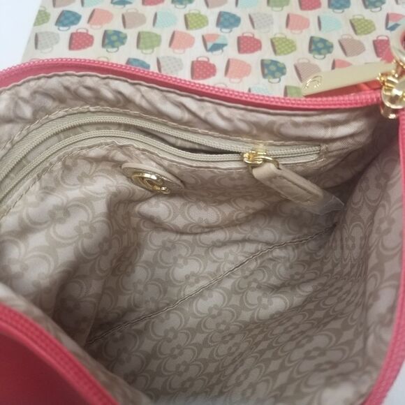 Orange Wristlet.. - Picture 2 of 6